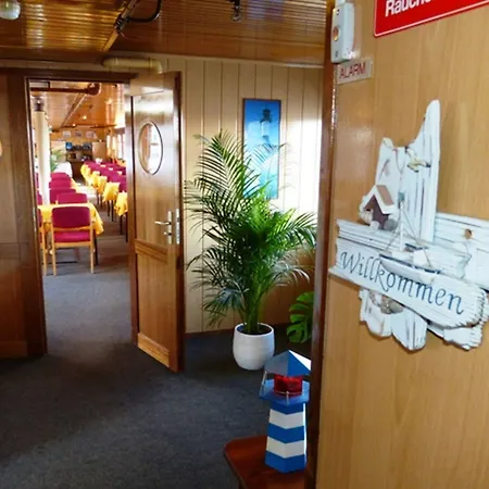 Botel Wohnschiffe Severa